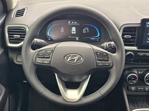 New 2026 Hyundai Venue SEL FWD image 14
