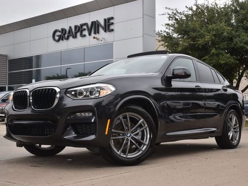 Used 2020 BMW X4 xDrive30i w/ M Sport Package 2 AWD/4WD image 2