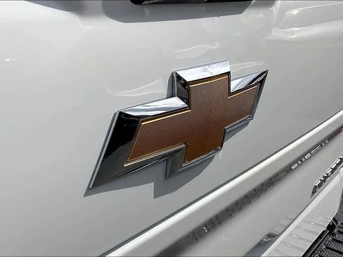 Used 2026 Chevrolet Silverado 1500 Custom image 18