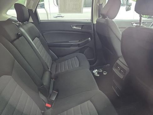 Used 2020 Ford Edge SE AWD/4WD image 7