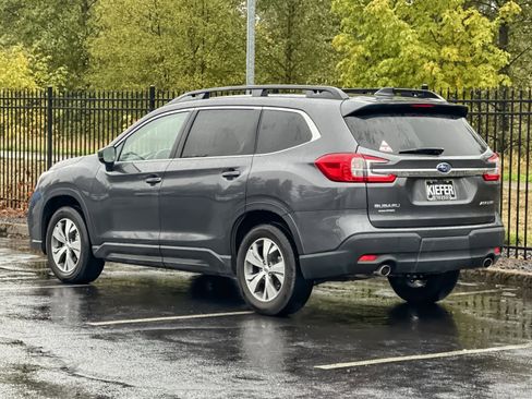 Used 2024 Subaru Ascent Premium w/ Convenience Package image 6