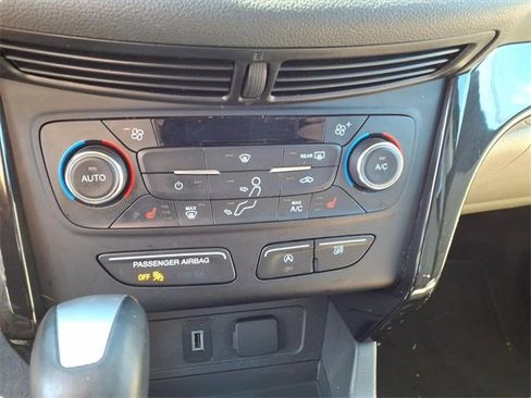 Used 2017 Ford Escape Titanium image 22