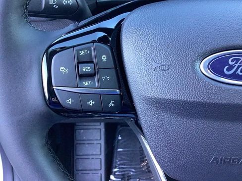 Used 2024 Ford Escape SE w/ PHEV Premium Package FWD image 17