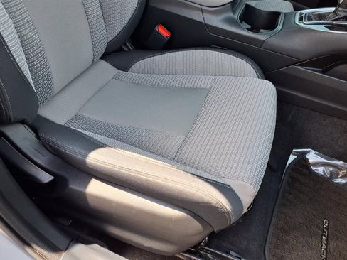 Used 2021 Subaru Outback Premium AWD/4WD image 19