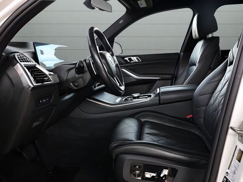 Used 2024 BMW X5 xDrive40i image 41