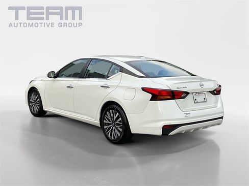 Used 2023 Nissan Altima 2.5 SV image 5