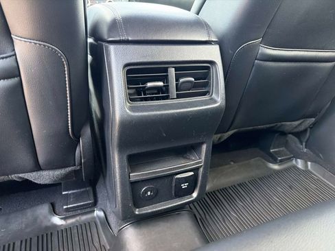 Used 2022 Ford Edge SEL w/ Convenience Package AWD/4WD image 17
