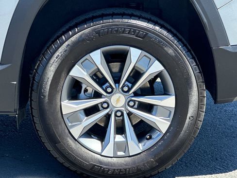 Used 2025 Chevrolet Equinox LT AWD/4WD image 26