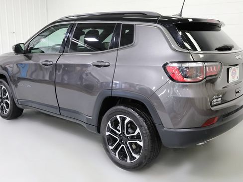 Used 2023 Jeep Compass Limited AWD/4WD image 17