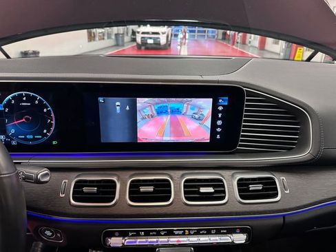 Used 2022 Mercedes-Benz GLS 450 4MATIC image 22