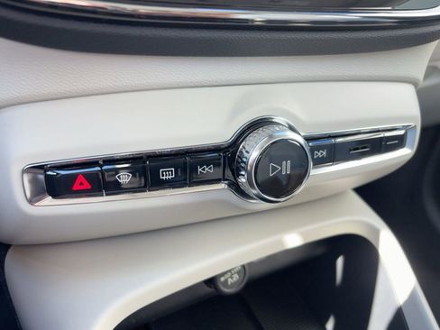 New 2026 Volvo XC40 B5 Plus w/ Protection Package Premier image 17