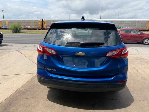 Used 2019 Chevrolet Equinox LS FWD image 18