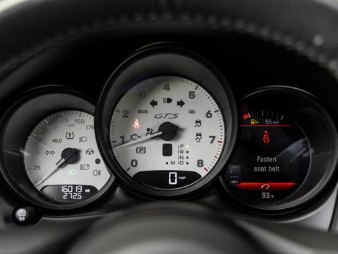 Certified 2024 Porsche Macan GTS AWD/4WD image 29
