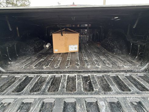 Used 2019 RAM 1500 Big Horn image 13