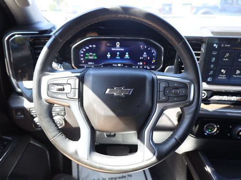 Used 2023 Chevrolet Silverado 1500 RST AWD/4WD image 13