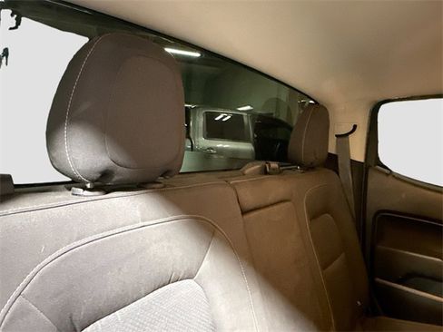 Used 2018 Chevrolet Colorado LT image 26