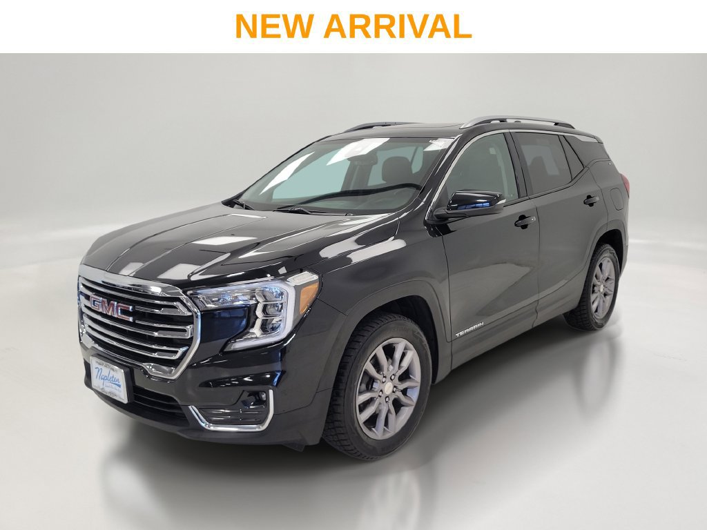 Used 2024 GMC Terrain SLT AWD/4WD image 1