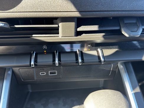 Certified 2024 Chevrolet Colorado Trail Boss w/ Advanced Trailering Package image 10