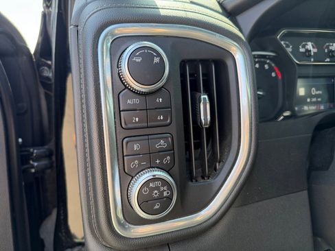 Used 2019 GMC Sierra 1500 SLT w/ SLT Premium Package AWD/4WD image 22