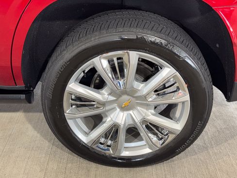 Used 2023 Chevrolet Tahoe High Country RWD image 38