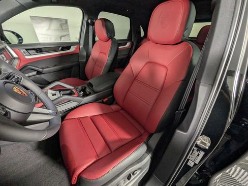 New 2026 Porsche Cayenne AWD/4WD image 5