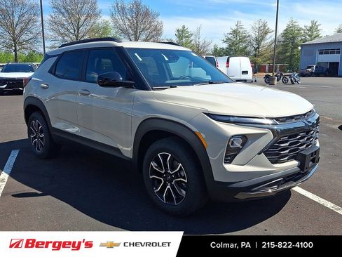 New 2026 Chevrolet TrailBlazer ACTIV w/ Convenience Package AWD/4WD image 2