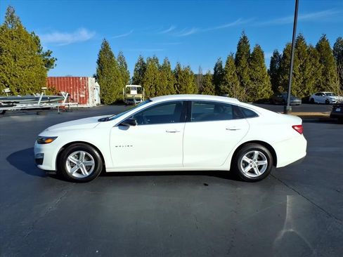 Used 2022 Chevrolet Malibu LS image 6