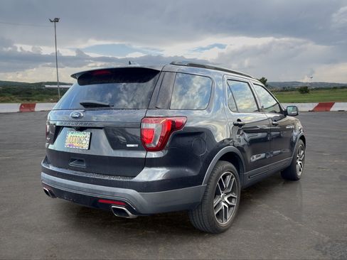 Used 2017 Ford Explorer Sport w/ Equipment Group 401A AWD/4WD image 3