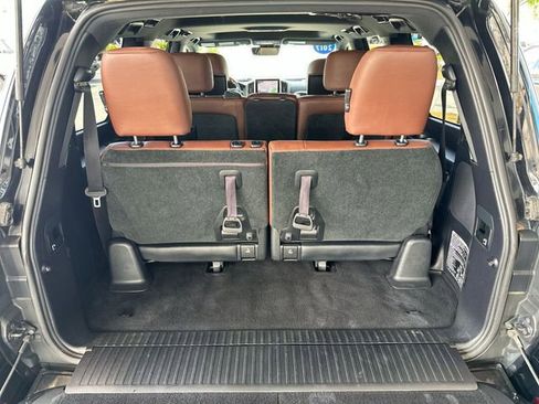 Used 2017 Toyota Land Cruiser AWD/4WD image 27