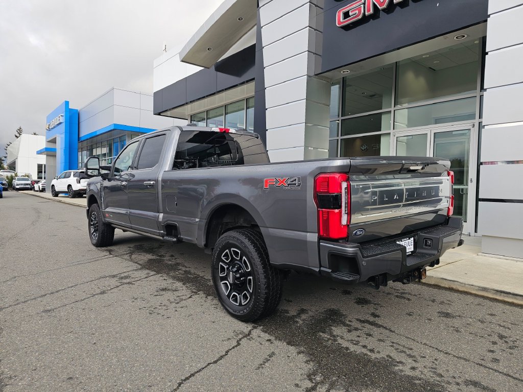 Used 2024 Ford F250 Platinum AWD/4WD image 5