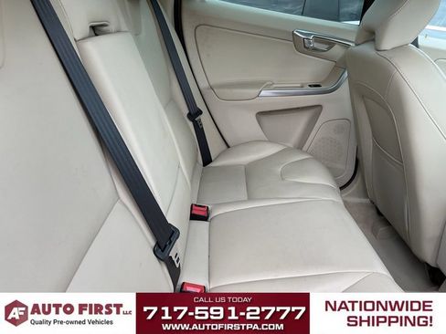 Used 2015 Volvo XC60 T6 Platinum AWD/4WD image 13