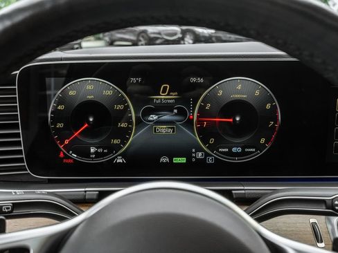 Used 2022 Mercedes-Benz GLS 450 4MATIC image 15