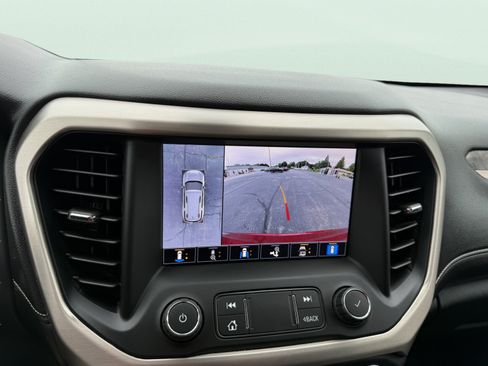 Used 2021 GMC Acadia Denali w/ Denali Technology Package AWD/4WD image 26