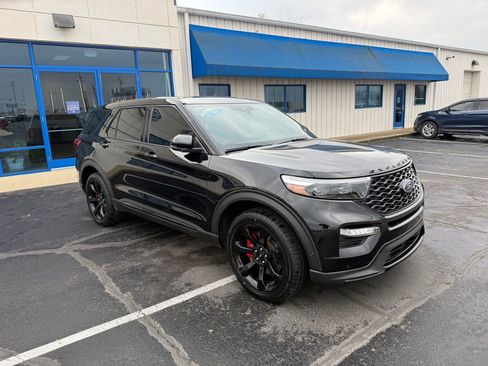 Used 2021 Ford Explorer ST w/ Equipment Group 401A image 4