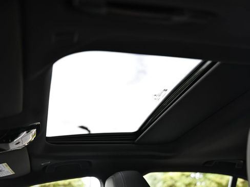 New 2027 BMW 530i RWD image 14