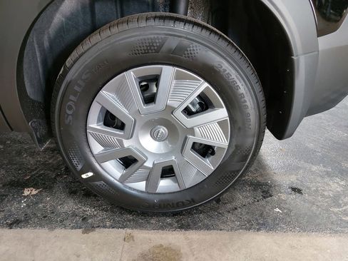 New 2026 Nissan Kicks S image 31