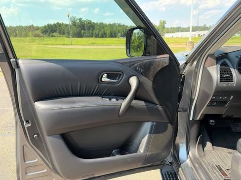 Used 2023 Nissan Armada Platinum w/ Captain's Chairs Package RWD image 20
