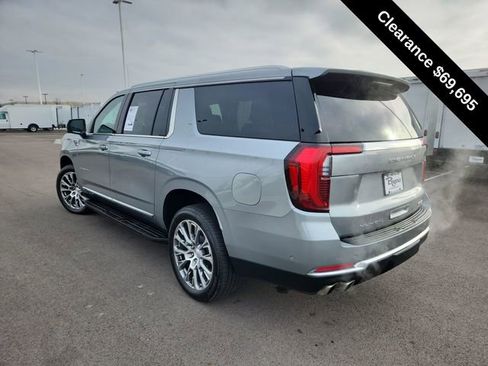 Used 2025 GMC Yukon XL Denali image 6