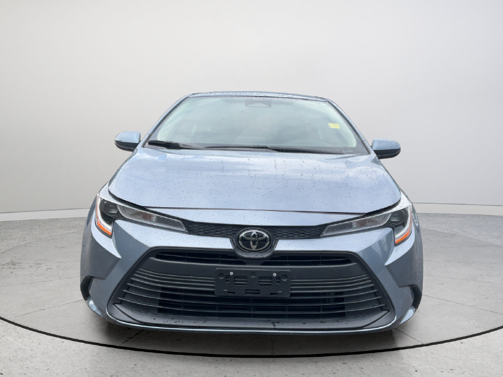 Used 2024 Toyota Corolla LE FWD image 3