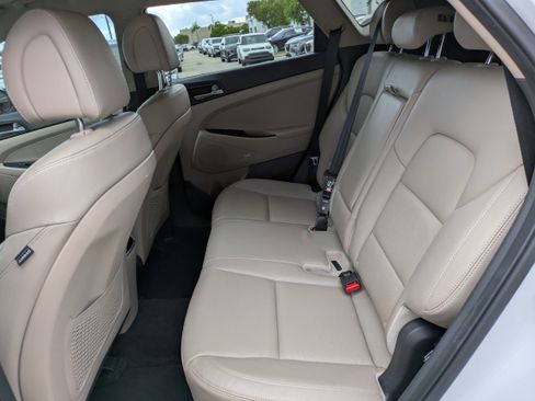 Used 2018 Hyundai Tucson Limited AWD/4WD image 12