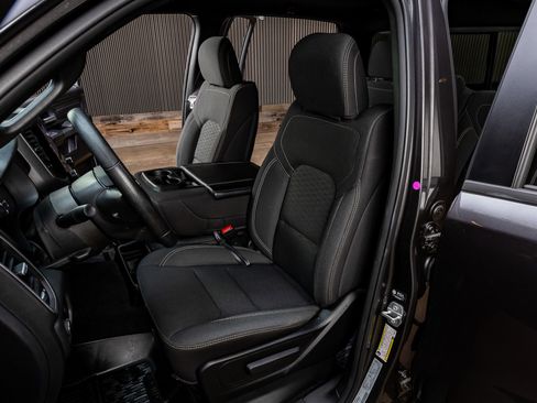 Used 2025 RAM 1500 Classic Warlock AWD/4WD image 30