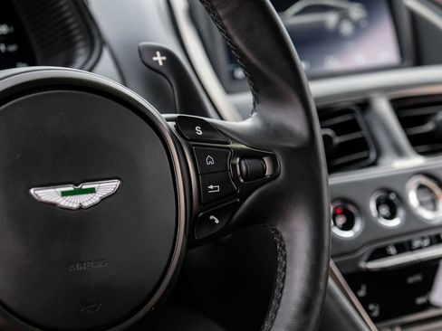 Used 2020 Aston Martin DB11 Coupe RWD image 15