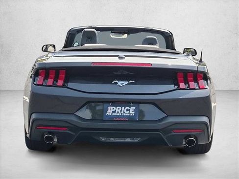 Used 2024 Ford Mustang Convertible RWD image 7