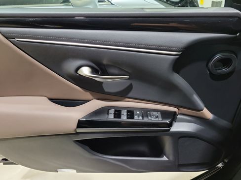 Used 2023 Lexus ES 350 image 26