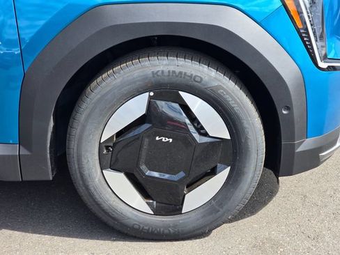 New 2026 Kia EV9 Wind AWD/4WD image 9