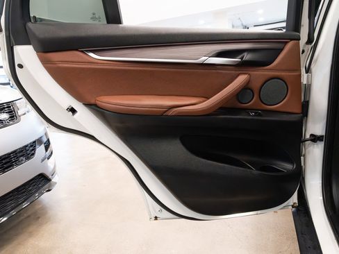 Used 2017 BMW X5 xDrive35d image 20