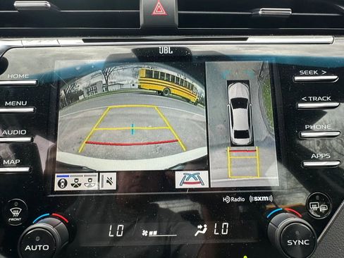 Used 2018 Toyota Camry XSE w/ Driver Assist Package image 18