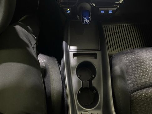 Certified 2022 Toyota Prius LE image 20