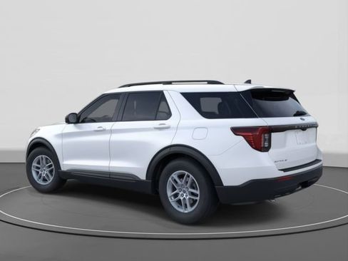 New 2026 Ford Explorer Active image 4