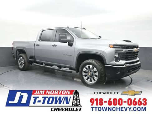 New 2026 Chevrolet Silverado 2500 Custom w/ Custom Value Package AWD/4WD image 1